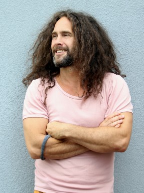 Áron Gauder