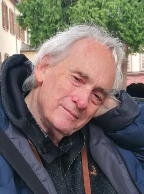 Robert Wynne-Simmons